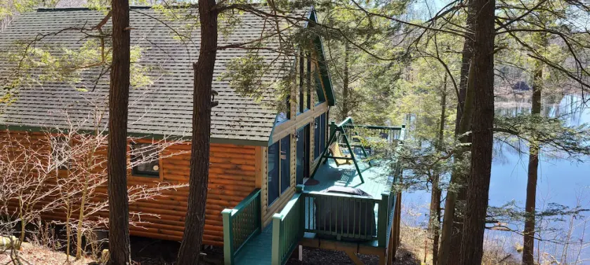 Schöne Haus am See in Sullivan County - Image 1