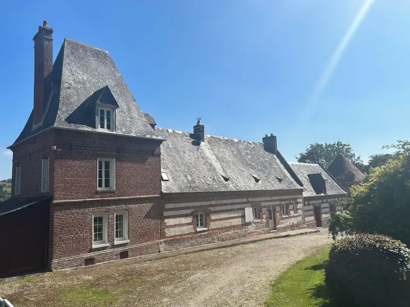 Farm house - Image 1