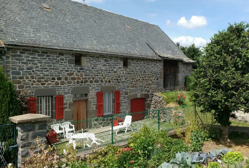 ESCURSIONI, PESCA AI PIEDI DI Puy Mary, nei Monts du CANTAL - Image 1