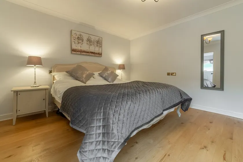 Plum Cottage - Image 1