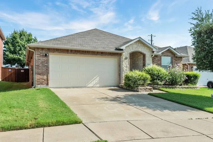 4BD 2BTH COMFY FRISCO HOME minutes from PGA, UNT Frisco & The STAR! - Image 1