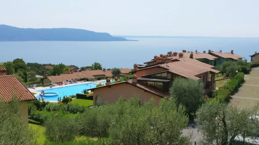 Appartement de deux pièces avec une vue fantastique sur Gaino sur le lac de Garde - Image 1