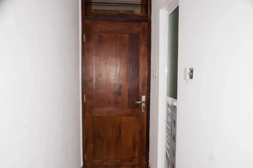 Luxurious modern 2 BR home with complimentary breakfast - Image 1