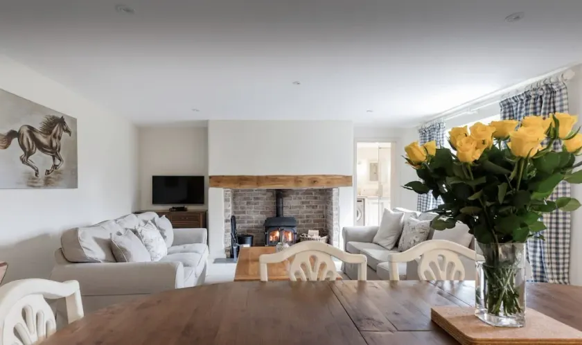 Luxury Cottage In Christow. - Image 1