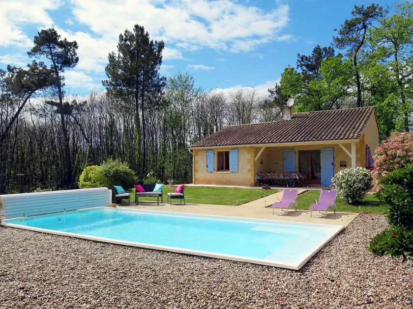 Smuk privat feriebolig med jacuzzi, privat pool, WIFI, TV, terrasse og kæledyr tilladt - Image 1