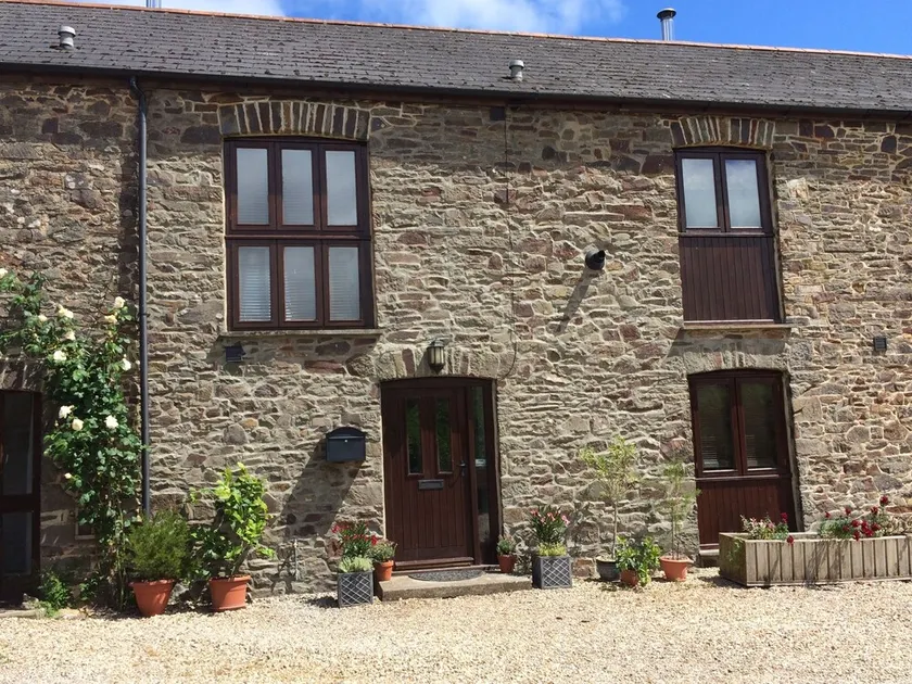 Holiday Cottage on the Edge of Dartmoor in Devon England - Image 1