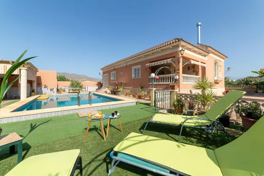 Holiday Home Villa Mansa with Mountain Views, Private Pool and Wi-Fi - Image 1