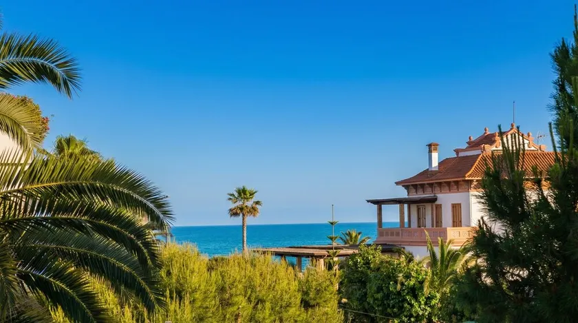 Luxury Sitges Villas Tupinetti 100 m spiaggia.Rinnovato confortevole. Cortile - Image 1