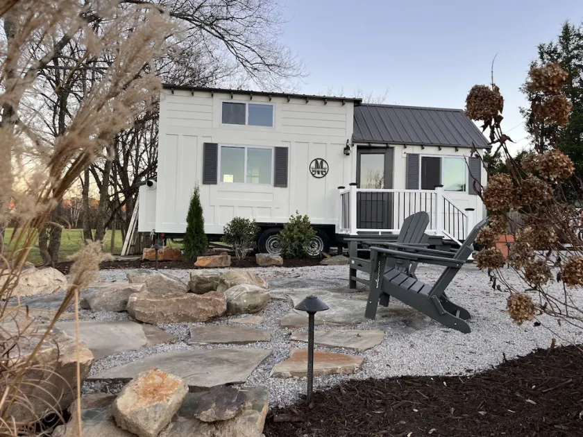 Tiny House - Image 1