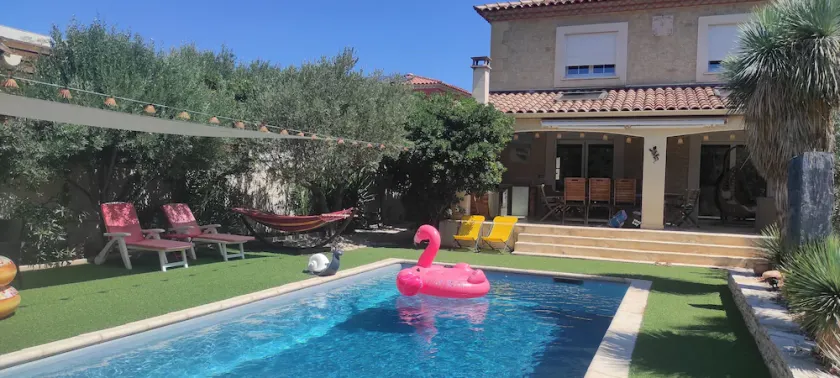 Quiet villa between sea and garrigue - Image 1