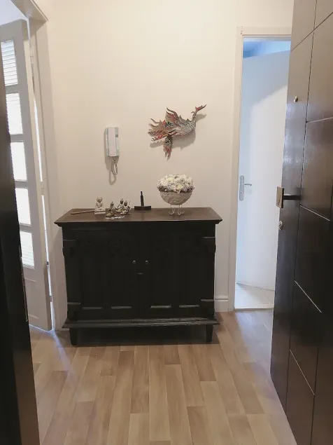 Achrafieh Chahrouri cozy apartment - Image 1