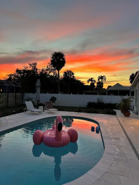 HIDDEN GEM - Family Friendly Pool Home -Welcome - Image 1