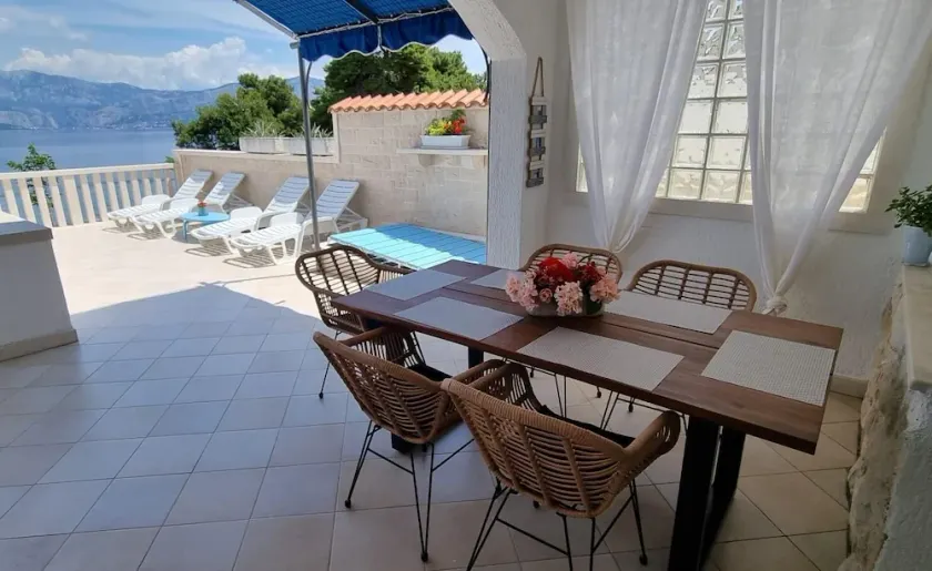 Apartments by the sea Postira, Brac - 706 - Image 1