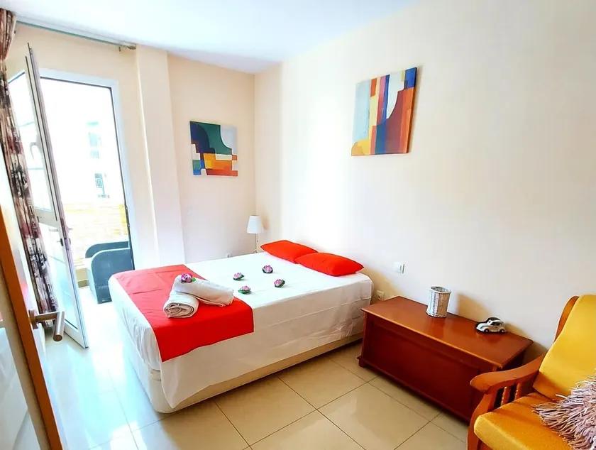 ADEJE HOUSE 1 BEDROOM, WIFI FREE - Image 1