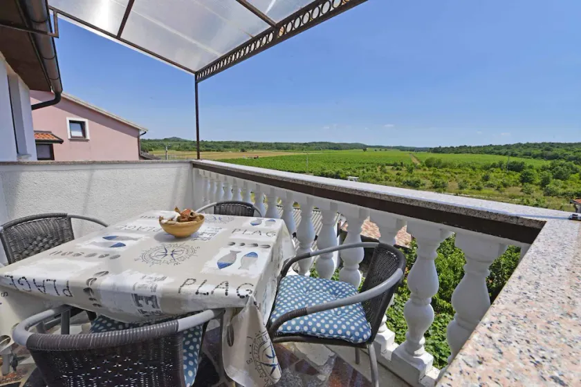 Holiday apartment with air conditioning and Internet access - Image 1
