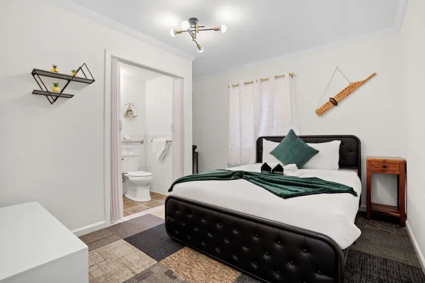 Peaceful 1BR Stay - Golf & Beach - Image 1