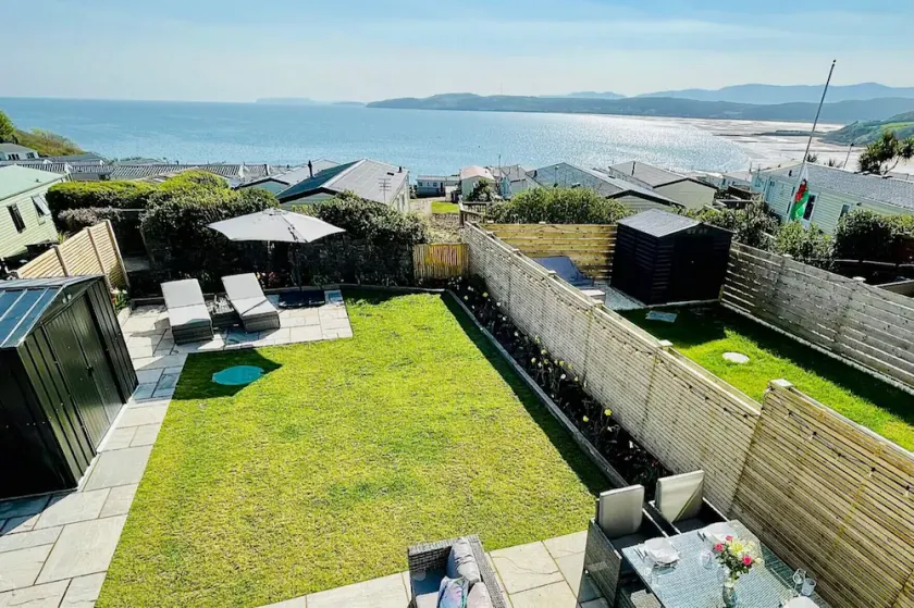 Silver Strand - Image 1