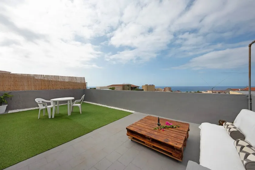 Appartement de vacances \"Ático La Dehesa\" avec vue sur mer et terrasse privée - Image 1