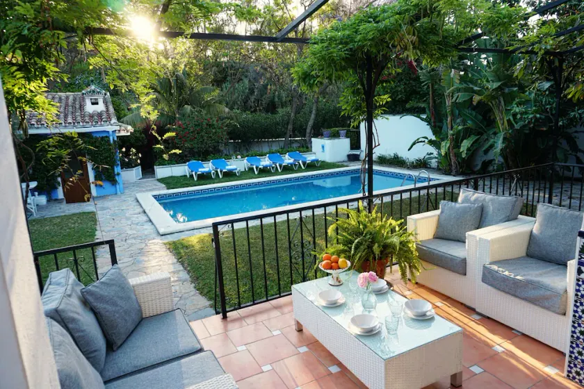 Charming villa with own pool in quiet cul-de-sac close to Puerto Banus # - Image 1