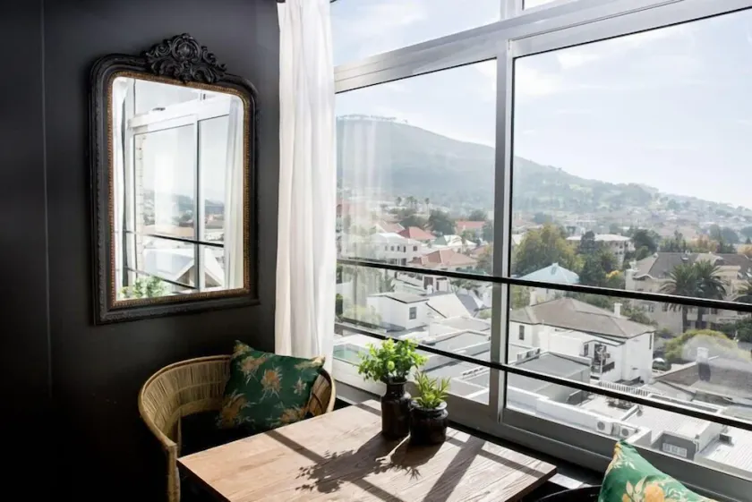 On Kloof Studio Apartment 602 - Image 1