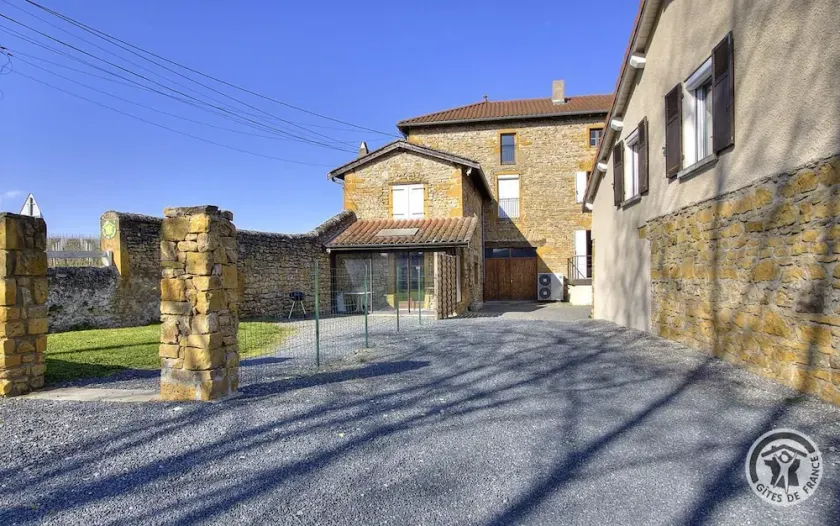 Le Gamay - SAINT-GERMAIN-NUELLES - Image 1