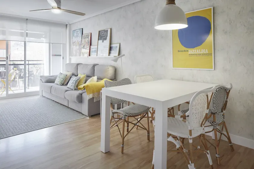 Cozy and comfortable apartment one step from the beach  with swimming pool - Image 1