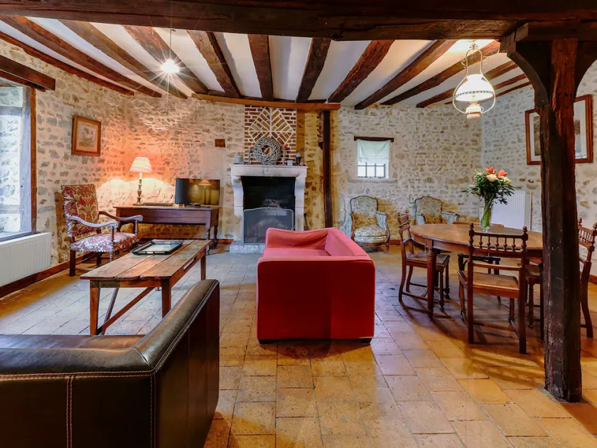 Casa independiente restaurada con jardín y terraza, cerca de Vendôme, admite mascotas - Image 1