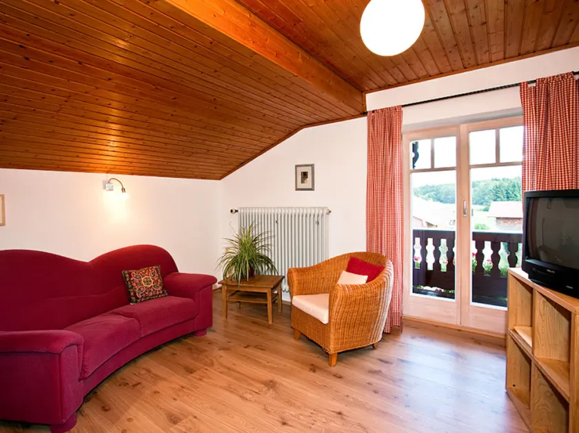 Ferienwohnung für 4 Personen mit Balkon, 2 Schlafzimmer, 70 m² - Image 1