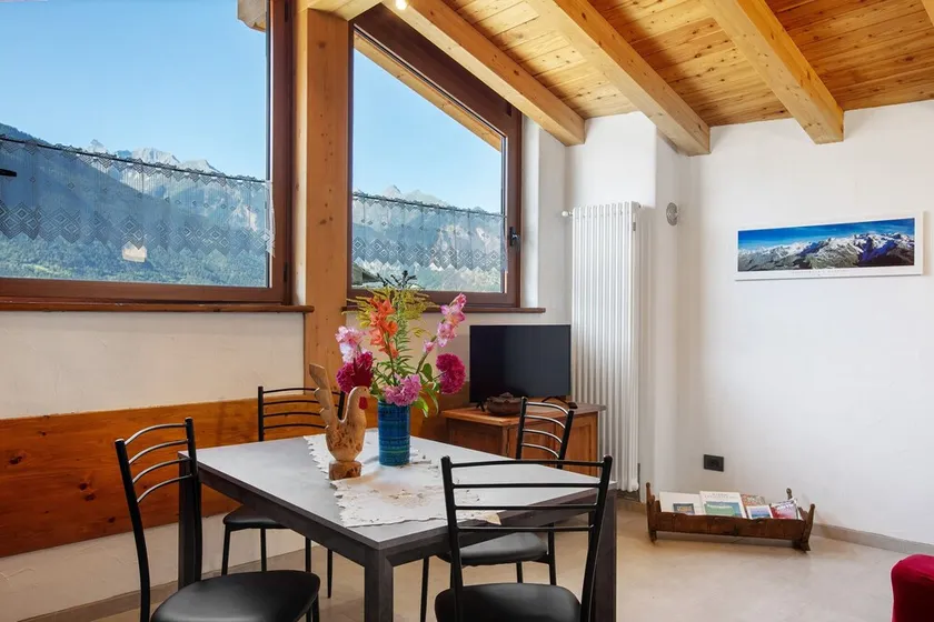 Apartment 'Appartamento 1' with Mountain View and Wi-Fi - Image 1