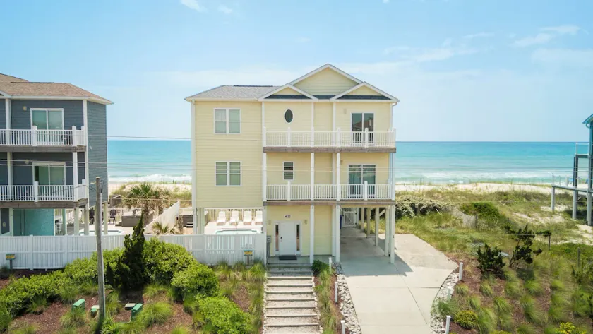 Sea La Vie by Emerald Isle Realty - Image 1