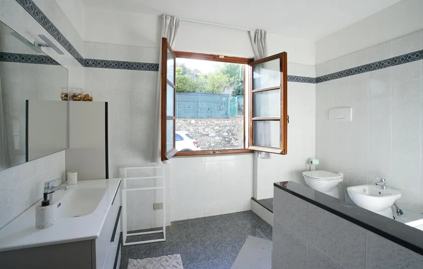 Atemberaubendes Haus in Imperia -IM- - Image 1