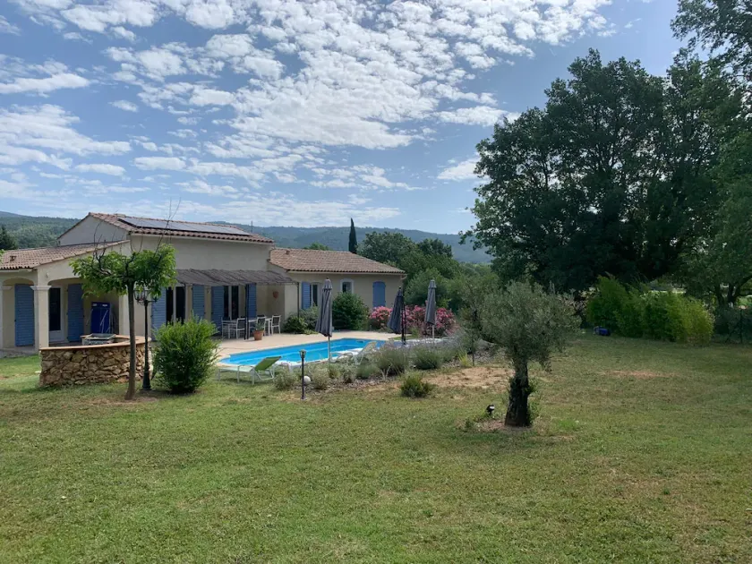casa / villa con piscina privata e giardino senza di fronte alla quiete - Image 1