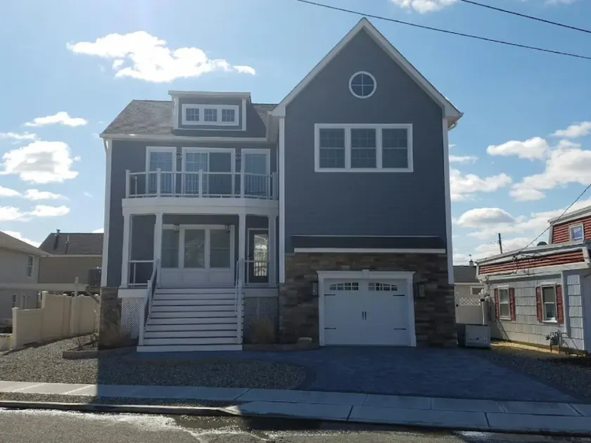 Newer Construction-Bring your whole family and relax! - Image 1