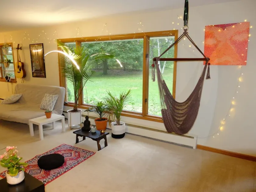 fast wifi, perfect remote worker home, 6 acres of secluded nature - Image 1