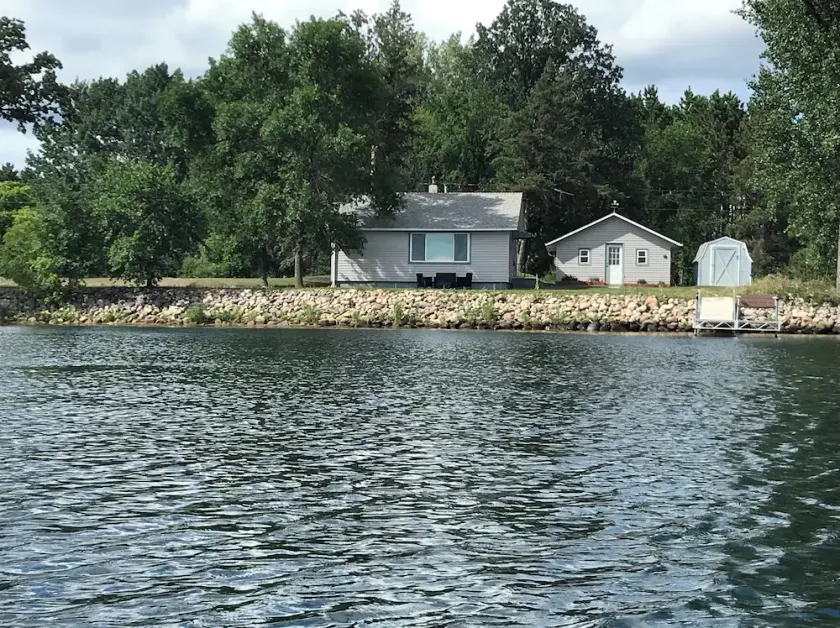 Inviting lake house in the heart of MN lakes country - Image 1