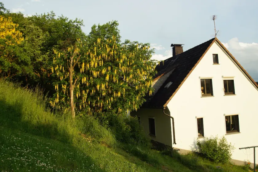 Country house with garden - cozy, detached, directly on the hiking trail - Image 1