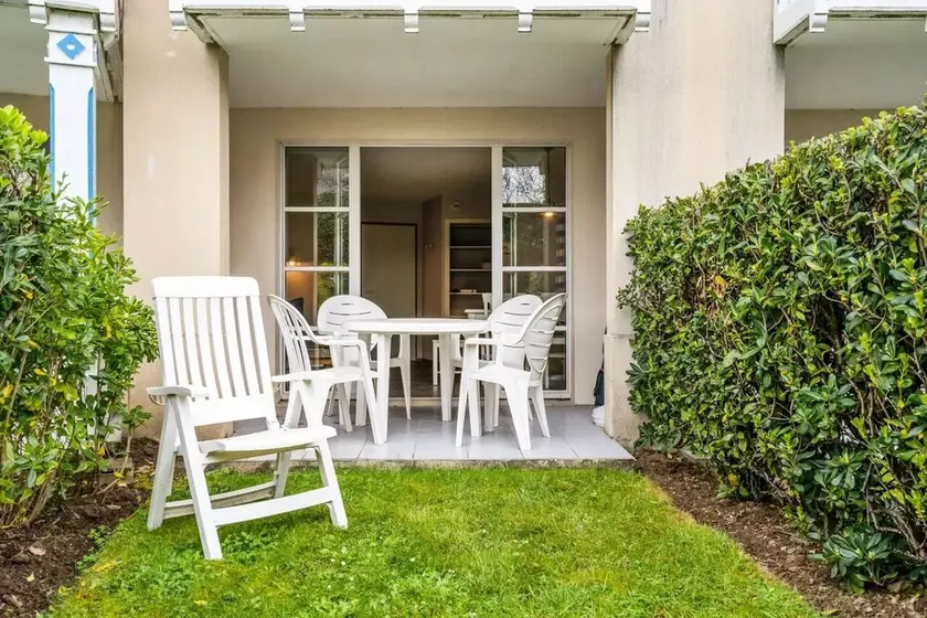 Wunderschönes Apartment mit Pool, Garten und Terrasse | Neben dem Strand | Hunde erlaubt - Image 1