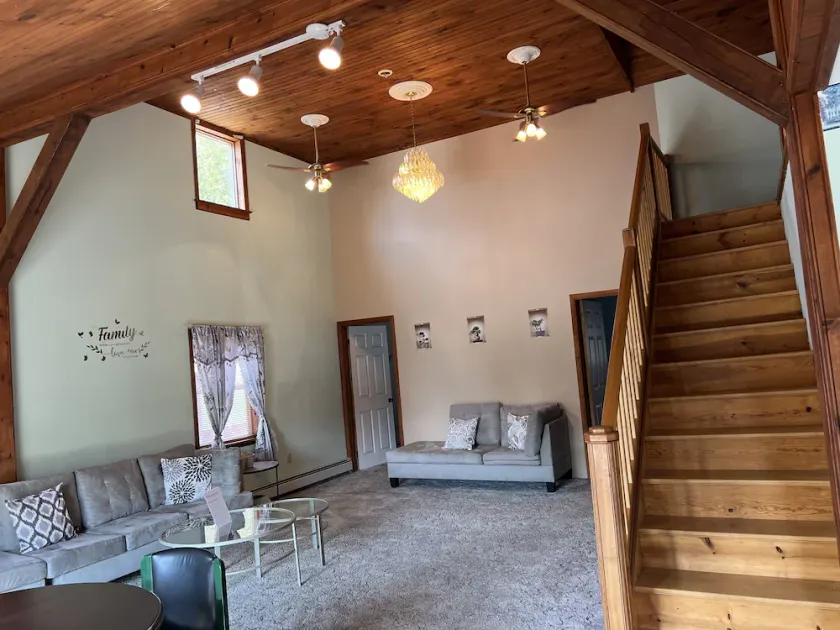 High Peaks Haven is in the heart of Adirondack. Come enjoy with famil - Image 1