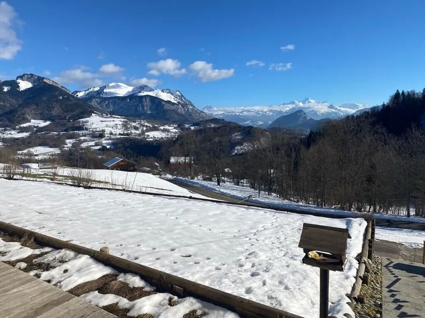 Family mountain chalet, Close to the Brasses ski slopes - Image 1