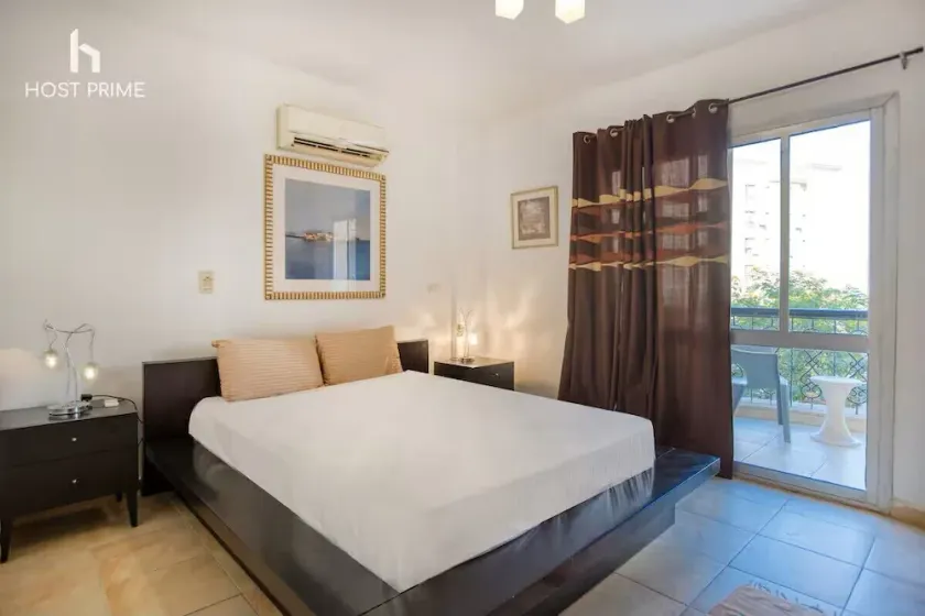Comfy Apartment in Rehab City - Image 1