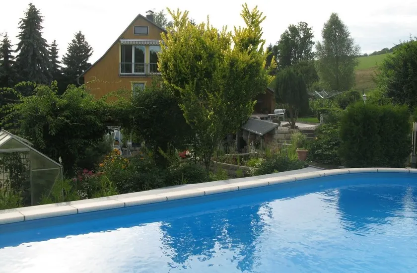 Urlaub in der Sächsischen Schweiz Garten Pool Kaminofen Sauna - Image 1