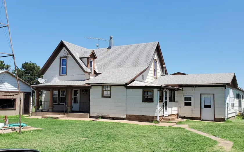 Gateswood Farmhouse - Image 1