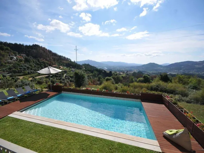 Superb Ponte de Lima Villa | 4 Bedrooms | Villa Arrincao | Sauna | Stunning Valley Views - Image 1