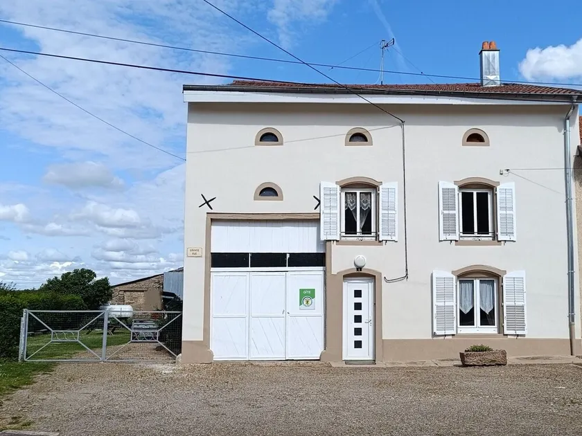 Charming Renovated Farmhouse: Quiet Village, Near Baccarat and Hiking Trails - Image 1