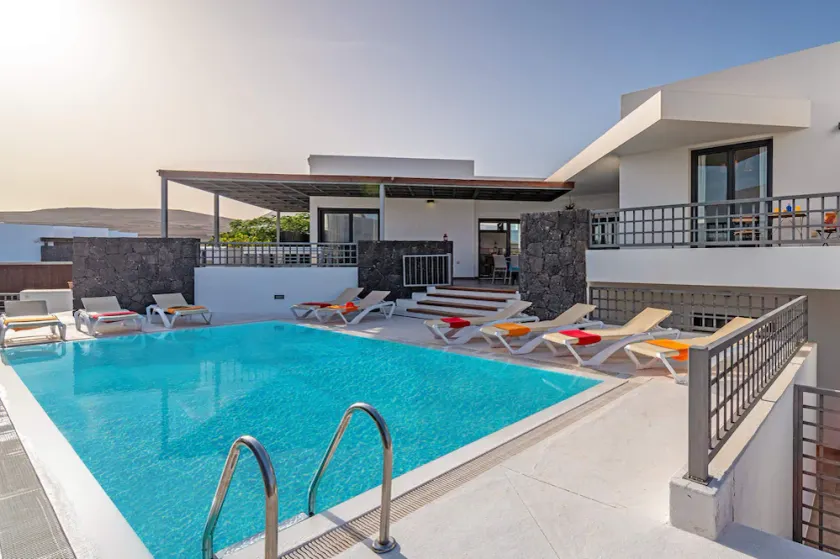 Villa Inma Calero by Villa Plus - Image 1