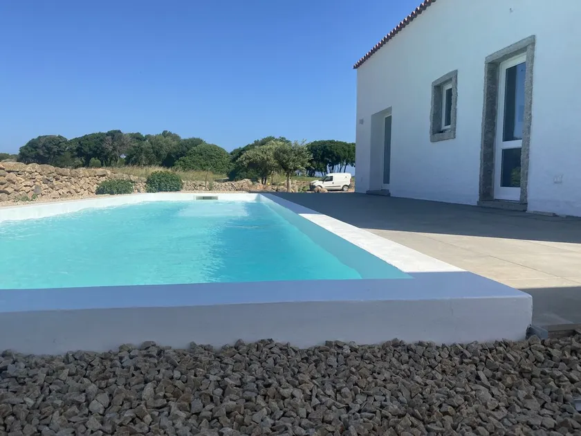 Country retreat with pool 10 minutes away from stunning beaches - Image 1