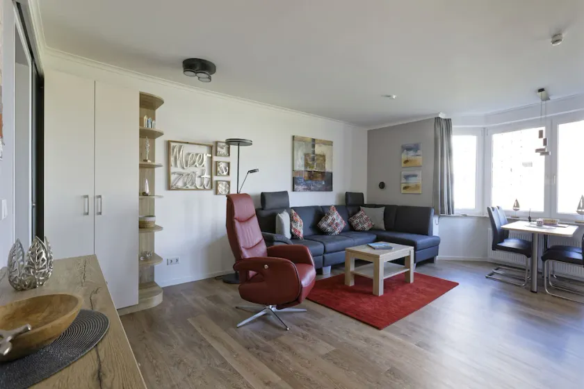 Trafalgar App. 153-55m² vacation apartment in Döse, close to the beach, swimming pool and sauna - Image 1
