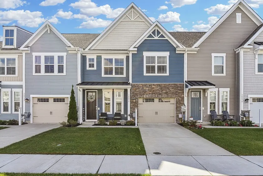 PET FRIENDLY! Activities included up to $300 FREE PER WEEK!! NEW LISTING 2024! Fantastic vacation home located in the beautiful community of Bishop's Landing just four miles from Bethany Beach! - Image 1