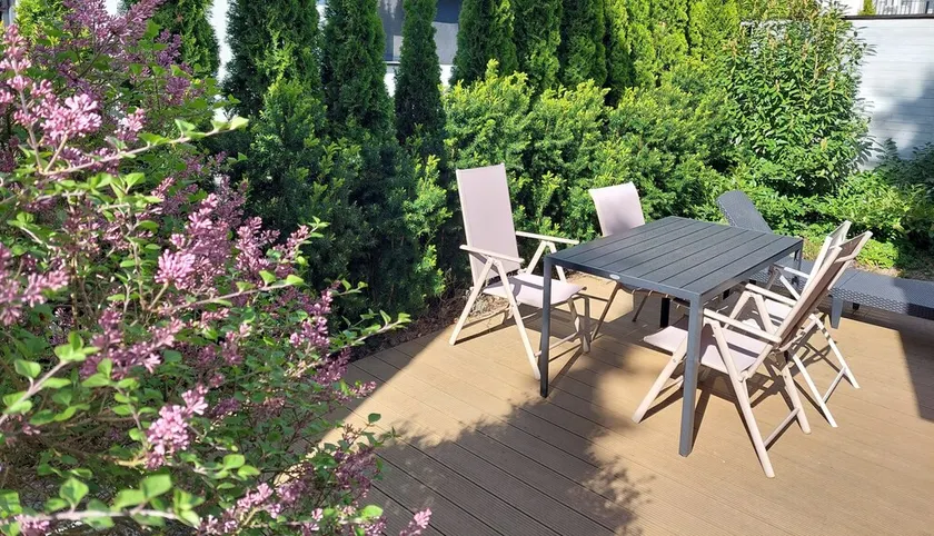 Spacious apartment, quiet location in the forest, garden, barbecue, bicycles, dogs allowed - Image 1