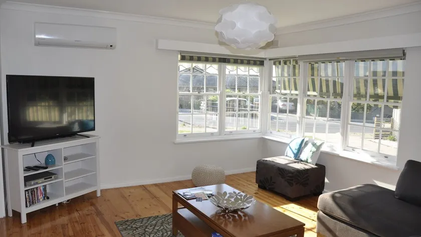 Witton Bluff Cottage - Image 1
